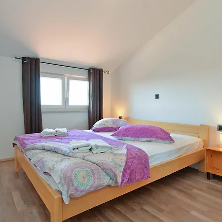 Dino 1355 Appartement