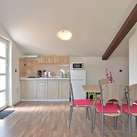Dino 1355 Appartement