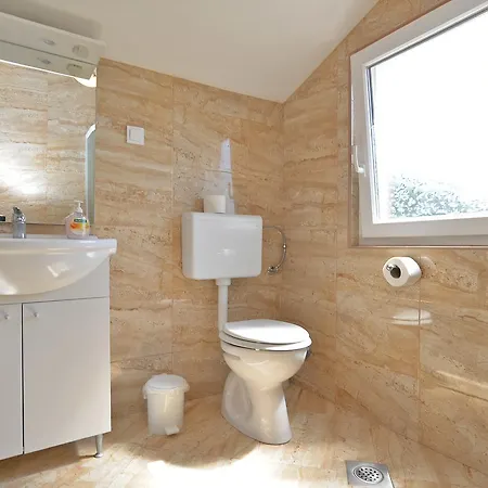 Apartman Dino 1355 *